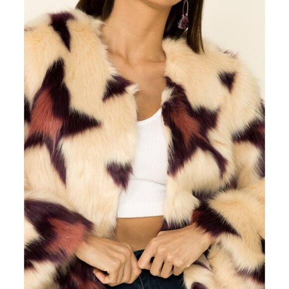 BAND OF GYPSIES Stars Faux Fur Jacket NWOT Pink, Purple, Ivory size XS - Picture 4 of 12